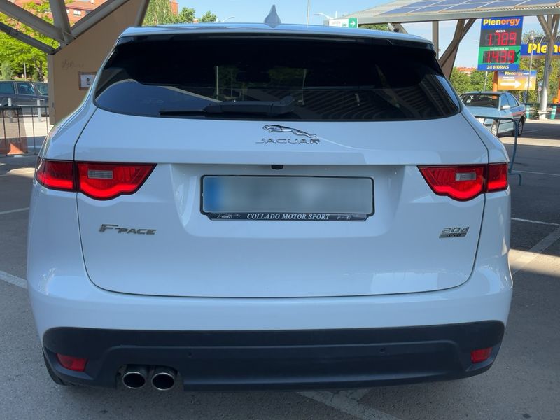 Jaguar F-Pace 20d Pure AWD 2016 – снимка 7