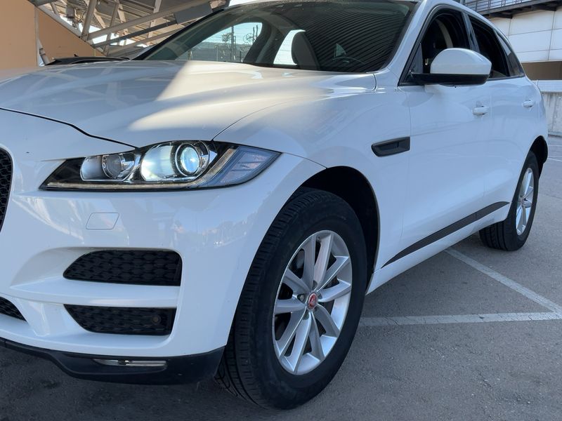 Jaguar F-Pace 20d Pure AWD 2016 – снимка 2