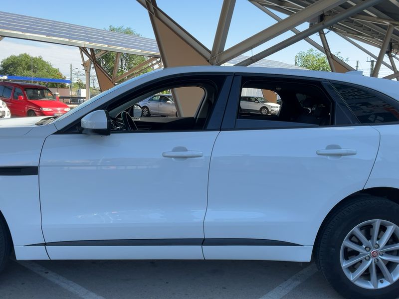 Jaguar F-Pace 20d Pure AWD 2016 – снимка 4