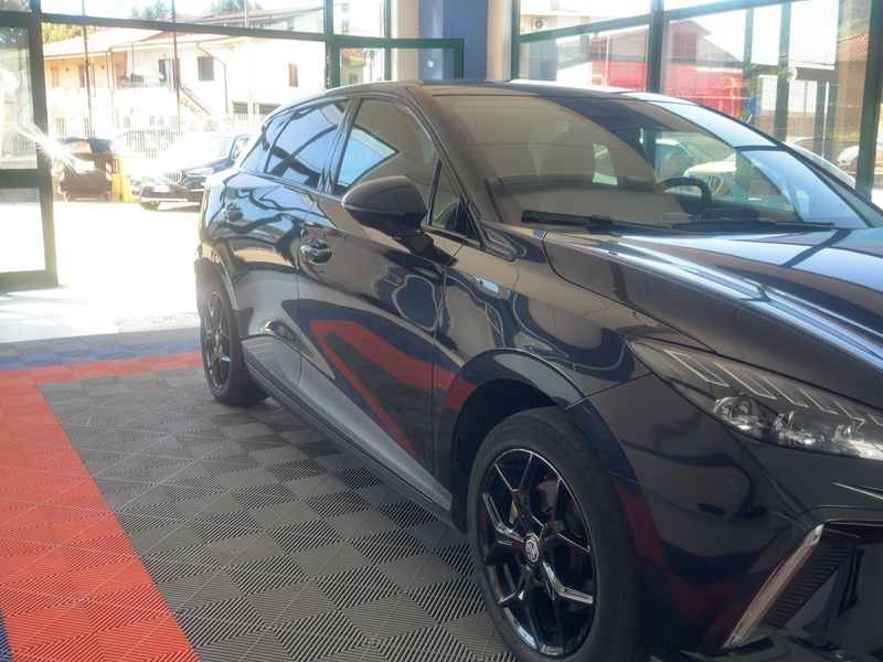 MG 4 electric drive 150 kW Luxury 2023 – снимка 12