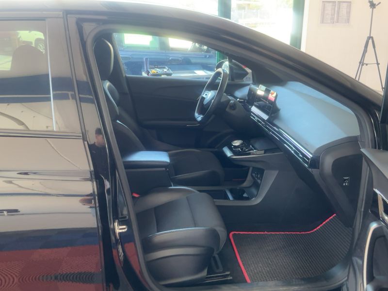 MG 4 electric drive 150 kW Luxury 2023 – снимка 16