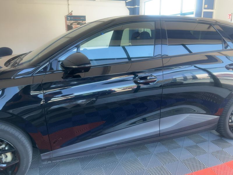 MG 4 electric drive 150 kW Luxury 2023 – снимка 4