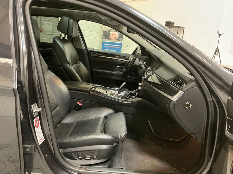BMW 5er 525d 2011 – снимка 16