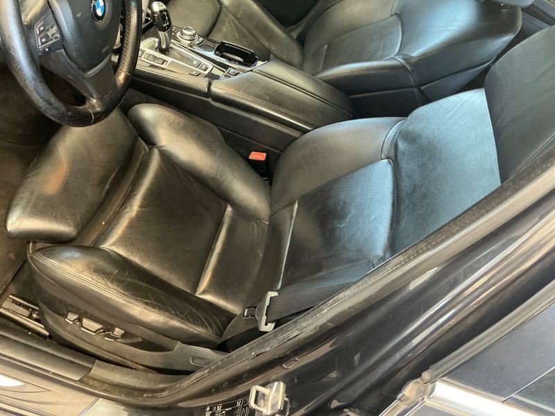 BMW 5er 525d 2011 – снимка 31