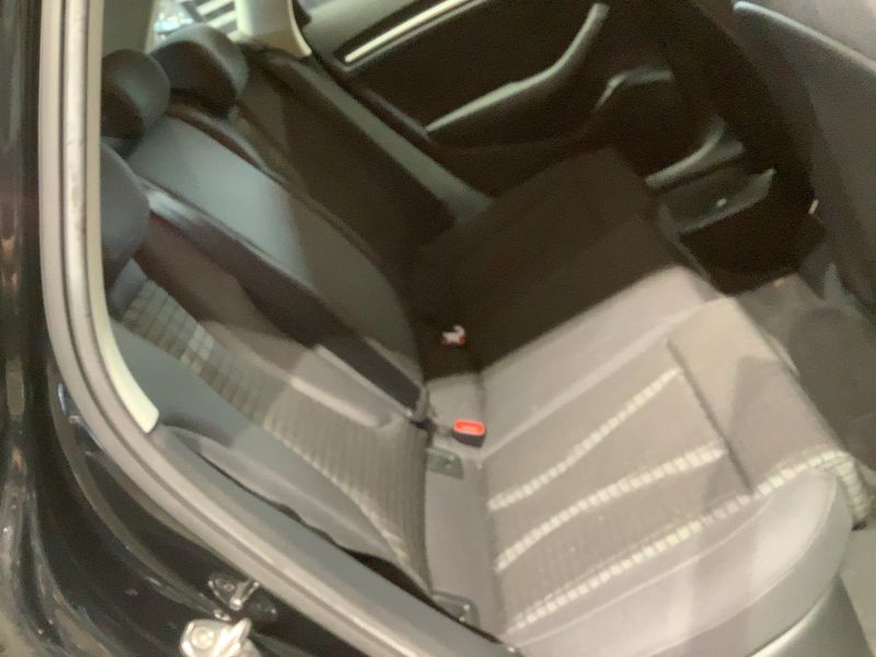 Audi A3 Sportback 2.0 TDI Ambition 2013 – снимка 19