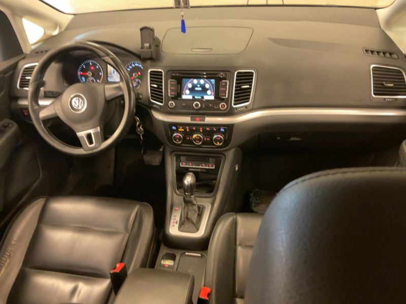 Volkswagen Sharan 2.0 TDI Trendline BlueMotion Tech 2014 – снимка 17