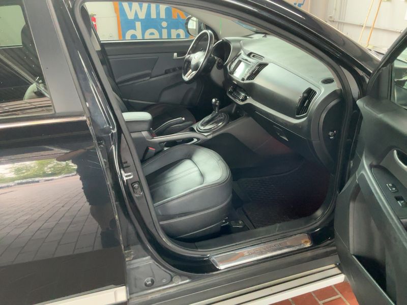 Kia Sportage 2.0 CRDi Spirit 4WD 2012 – снимка 17