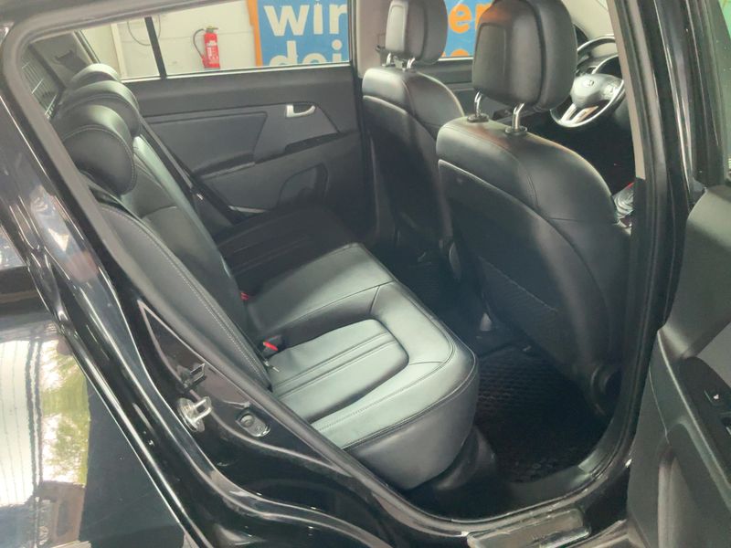 Kia Sportage 2.0 CRDi Spirit 4WD 2012 – снимка 20