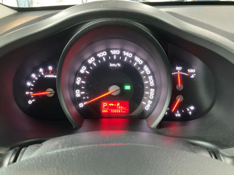 Kia Sportage 2.0 CRDi Spirit 4WD 2012 – снимка 19