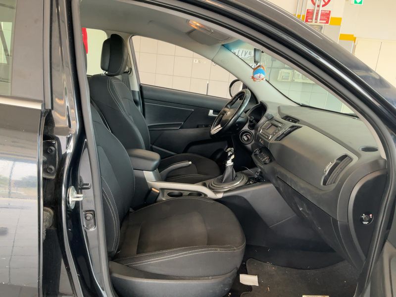 Kia Sportage 1.7 CRDi Active 2WD 2015 – снимка 16