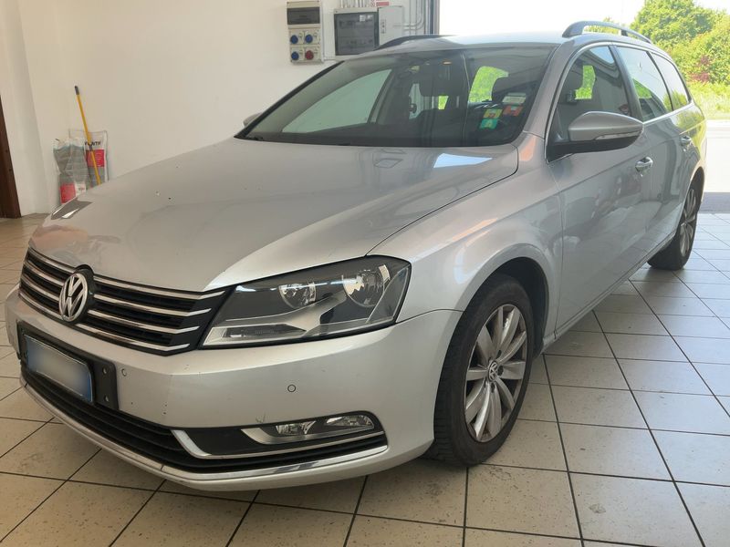 Volkswagen Passat 1.6 TDI Comfortline BlueMotion Tech 2013