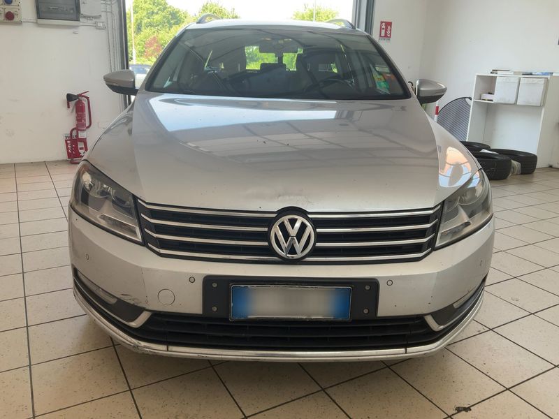 Volkswagen Passat 1.6 TDI Comfortline BlueMotion Tech 2013 – снимка на щета 14