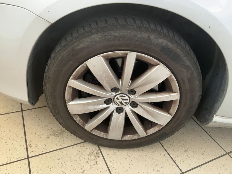 Volkswagen Passat 1.6 TDI Comfortline BlueMotion Tech 2013 – снимка 3