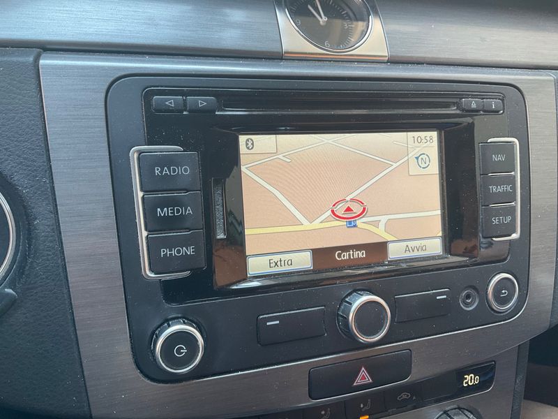 Volkswagen Passat 1.6 TDI Comfortline BlueMotion Tech 2013 – снимка 30