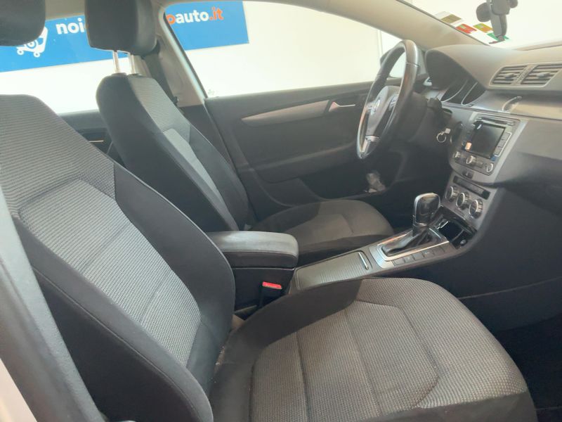 Volkswagen Passat 1.6 TDI Comfortline BlueMotion Tech 2013 – снимка 17