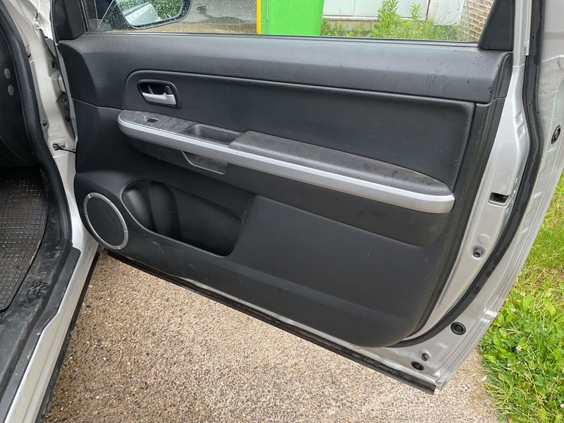 Suzuki Grand Vitara 1.9 DDiS Comfort 2011 – снимка 27