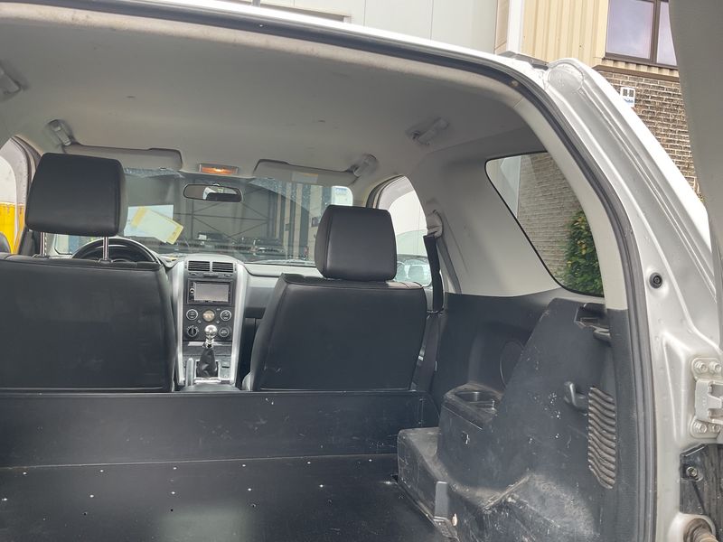 Suzuki Grand Vitara 1.9 DDiS Comfort 2011 – снимка 34