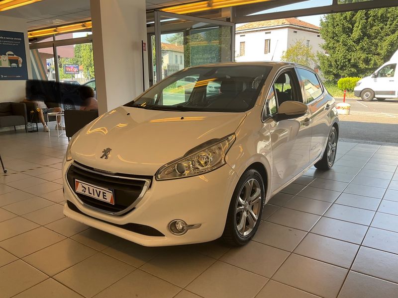 Peugeot 208 1.2 e-VTi Allure 2015 – снимка 1