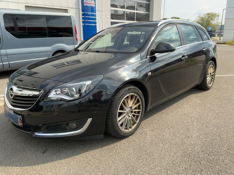Opel Insignia Sports Tourer 2.0 CDTI Business Edition 2015 – снимка 1