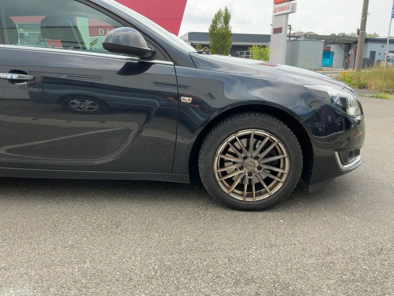 Opel Insignia Sports Tourer 2.0 CDTI Business Edition 2015 – снимка на щета