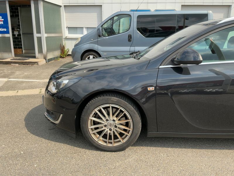 Opel Insignia Sports Tourer 2.0 CDTI Business Edition 2015 – снимка на щета