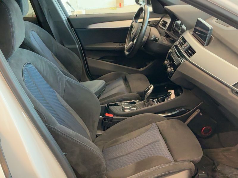 BMW X1 xDrive 20d M Sport 2019 – снимка 17