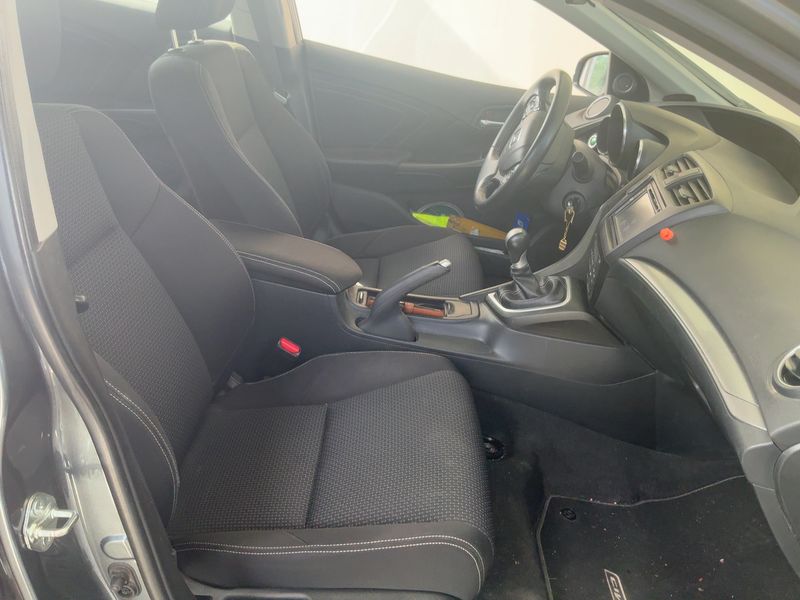 Honda Civic 1.6 DTEC Elegance 2016 – снимка 16