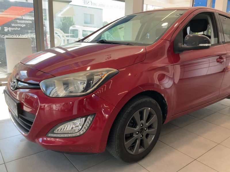 Hyundai i20 1.2 Classic 2015 – снимка 2