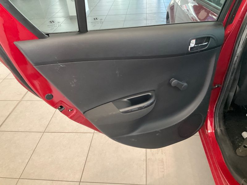 Hyundai i20 1.2 Classic 2015 – снимка 32
