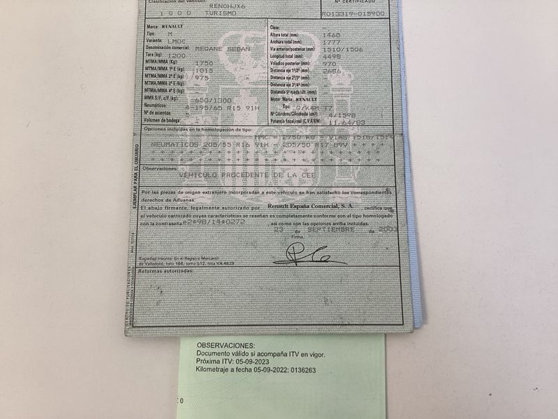 Renault Megane 1.6 Dynamique Luxe 2004 – снимка 6