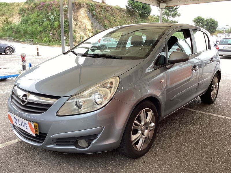 Opel Corsa 1.3 CDTI Cosmo 2007 – снимка 1