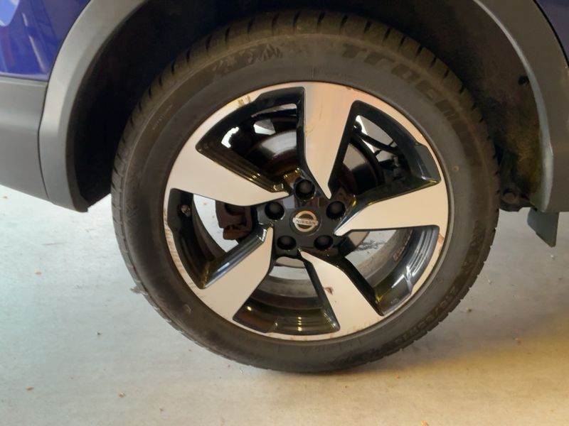 Nissan Qashqai 1.6 dCi Tekna 2015 – снимка 9