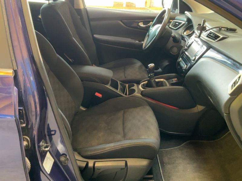 Nissan Qashqai 1.6 dCi Tekna 2015 – снимка 16