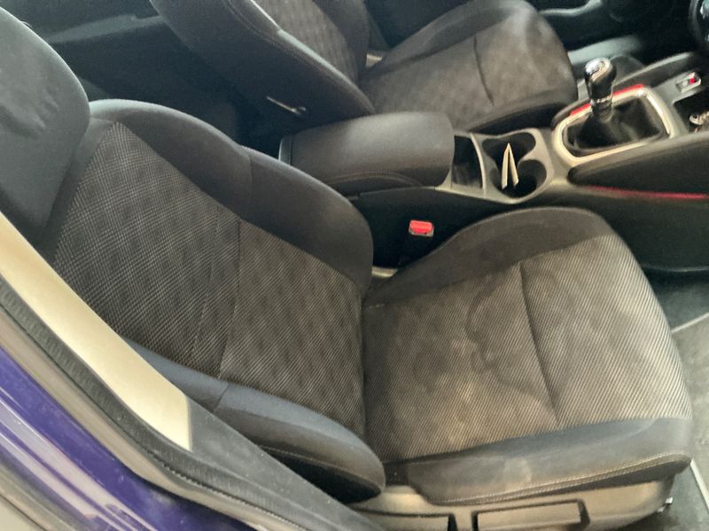 Nissan Qashqai 1.6 dCi Tekna 2015 – снимка 29