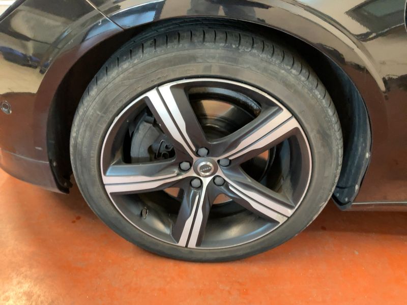 Volvo V90 2.0 T6 Plug-in Hybrid R-Design AWD 2018 – снимка 3