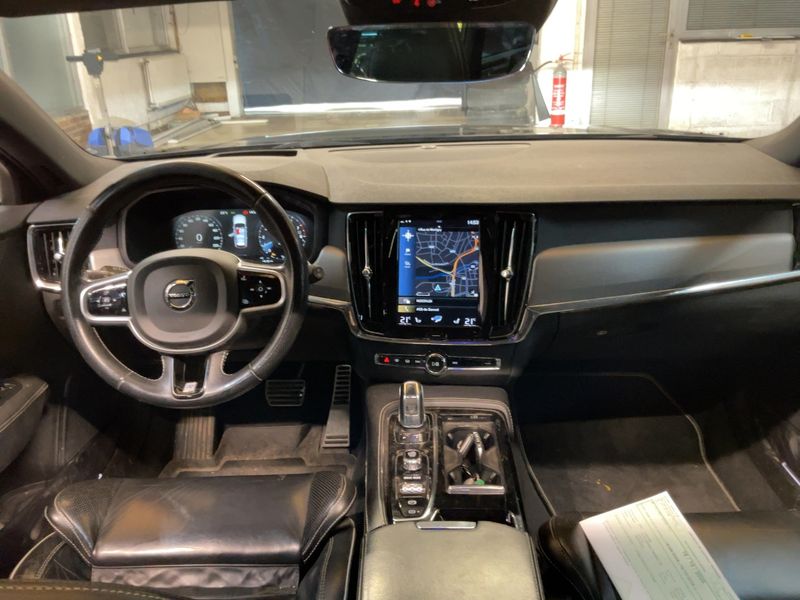 Volvo V90 2.0 T6 Plug-in Hybrid R-Design AWD 2018 – снимка 17
