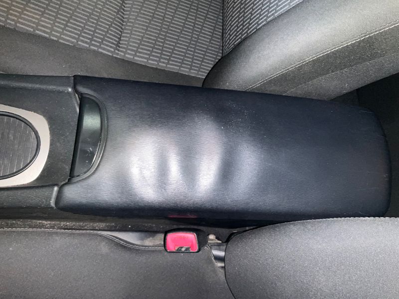 Toyota Avensis 2.0 D-4D Executive 2011 – снимка 36