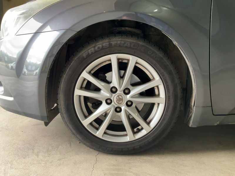 Toyota Avensis 2.0 D-4D Executive 2011 – снимка 3