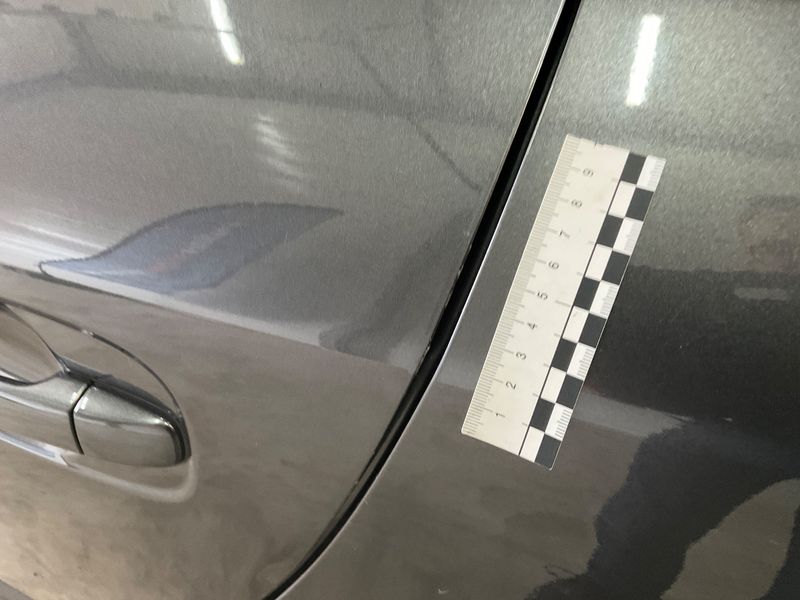 Toyota Avensis 2.0 D-4D Executive 2011 – снимка 27