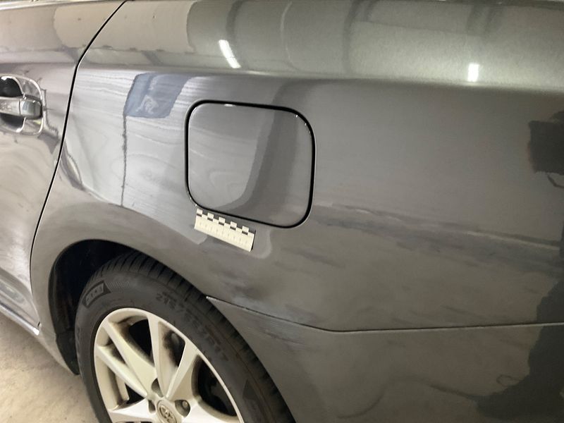 Toyota Avensis 2.0 D-4D Executive 2011 – снимка 30