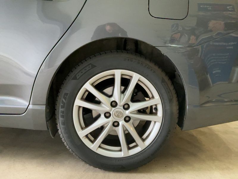 Toyota Avensis 2.0 D-4D Executive 2011 – снимка 5