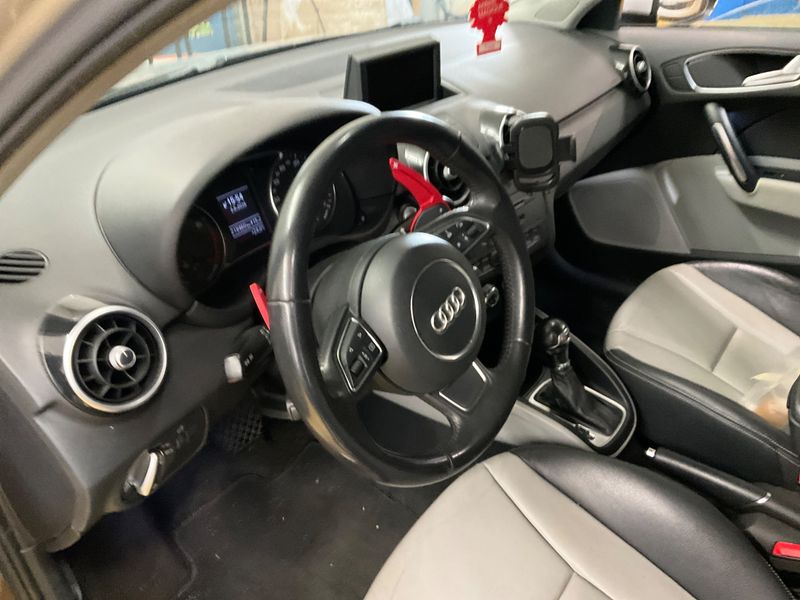 Audi A1 Sportback 1.4 TFSI Ambition Luxe 2014 – снимка 24