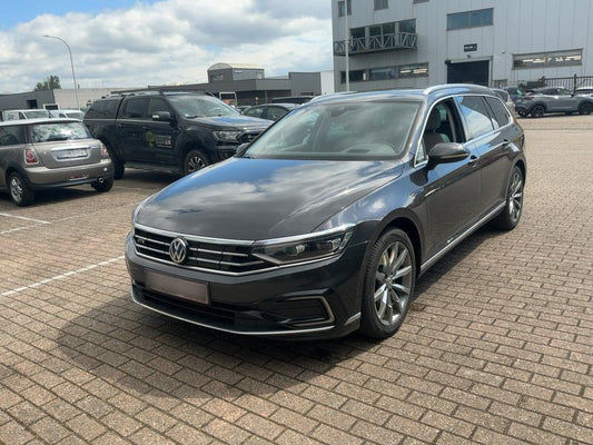 Volkswagen Passat 1.4 GTE 2020 – снимка 1