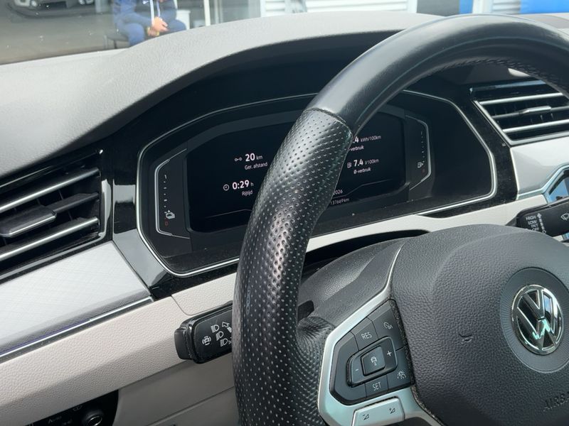 Volkswagen Passat 1.4 GTE 2020 – снимка 18