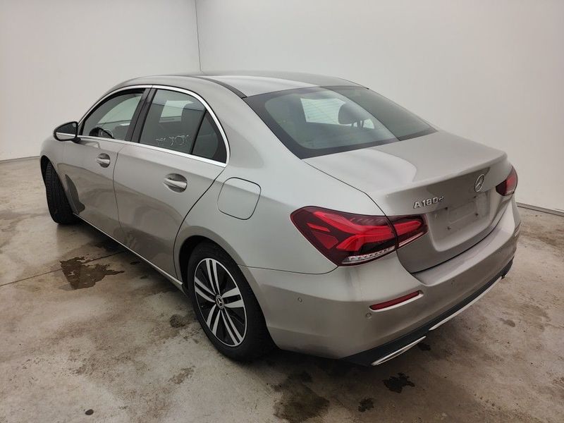 Mercedes-Benz A-Klasse Limousine A 180 d Progressive 2020 – снимка 4