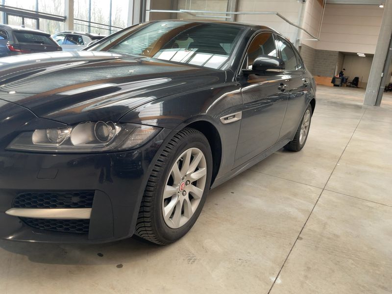 Jaguar XF 20d R-Sport 2019 – снимка 2