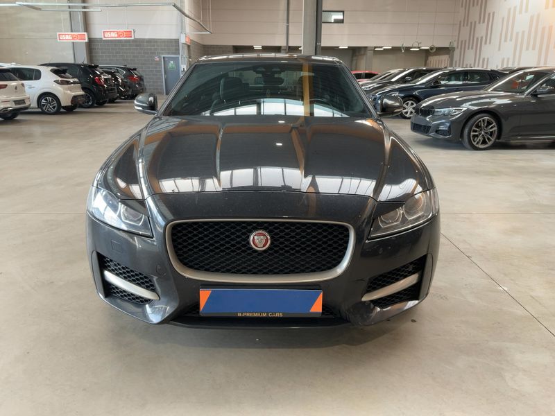 Jaguar XF 20d R-Sport 2019 – снимка 14