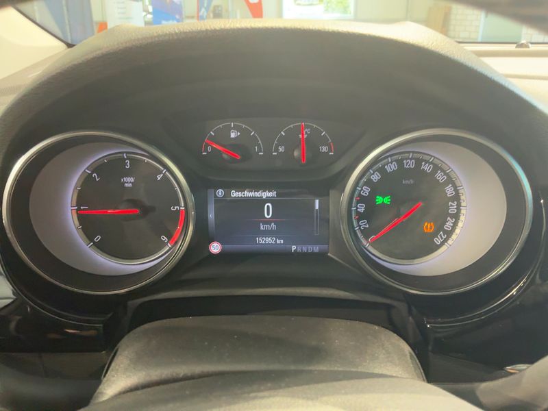Opel Astra 1.6 CDTI DPF Innovation 2016 – снимка 18