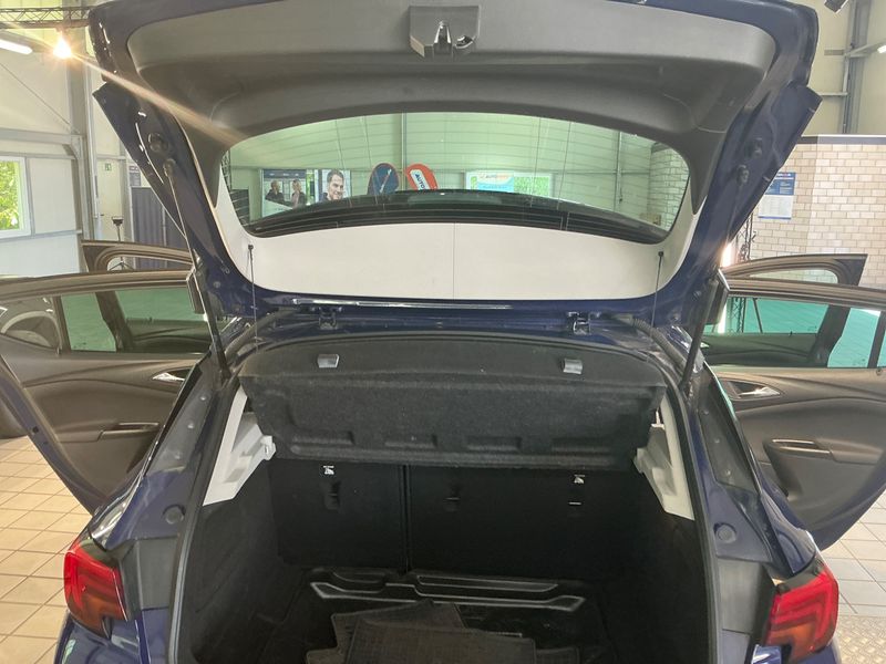 Opel Astra 1.6 CDTI DPF Innovation 2016 – снимка 21