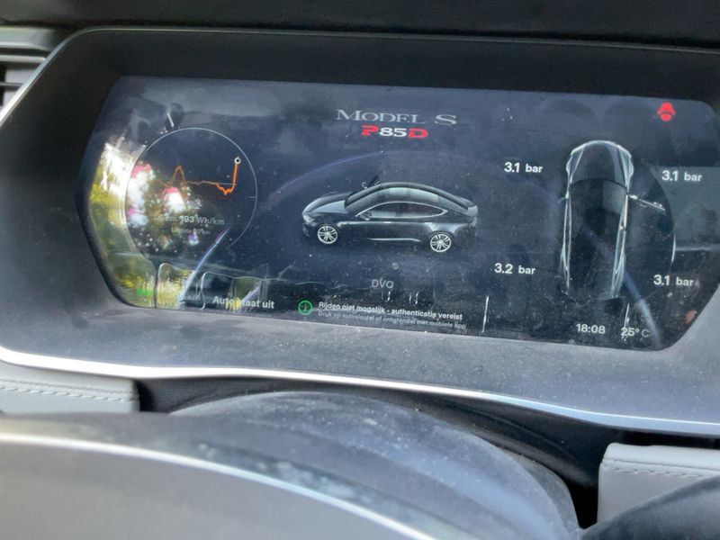 Tesla Model S P85D Performance 2015 – снимка 18